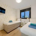 Lagoons - Lovely With Sport & Wellness شقة