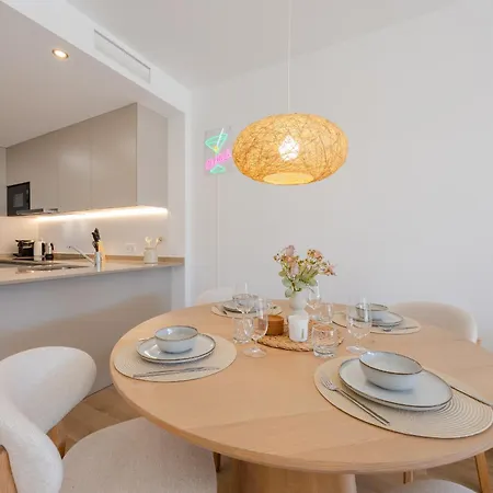 Lagoons - Lovely With Sport & Wellness Apartament *