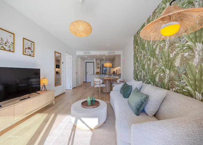 Lagoons - Lovely With Sport & Wellness Apartament