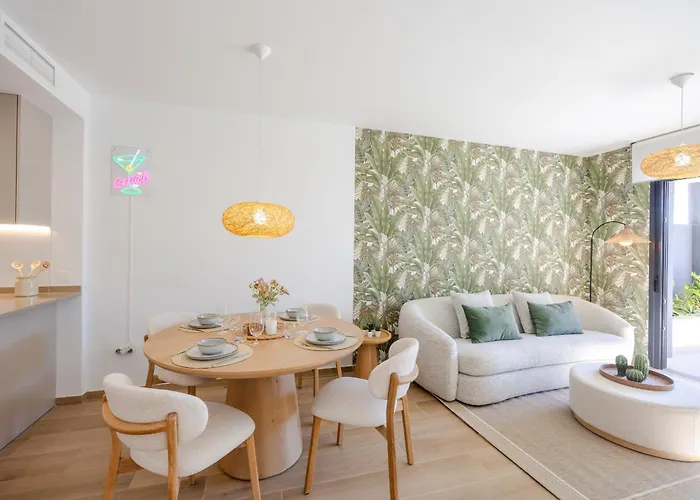 Lagoons - Lovely With Sport & Wellness Apartament *