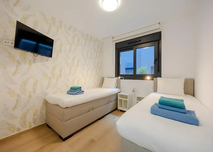 Lagoons - Lovely With Sport & Wellness Apartament